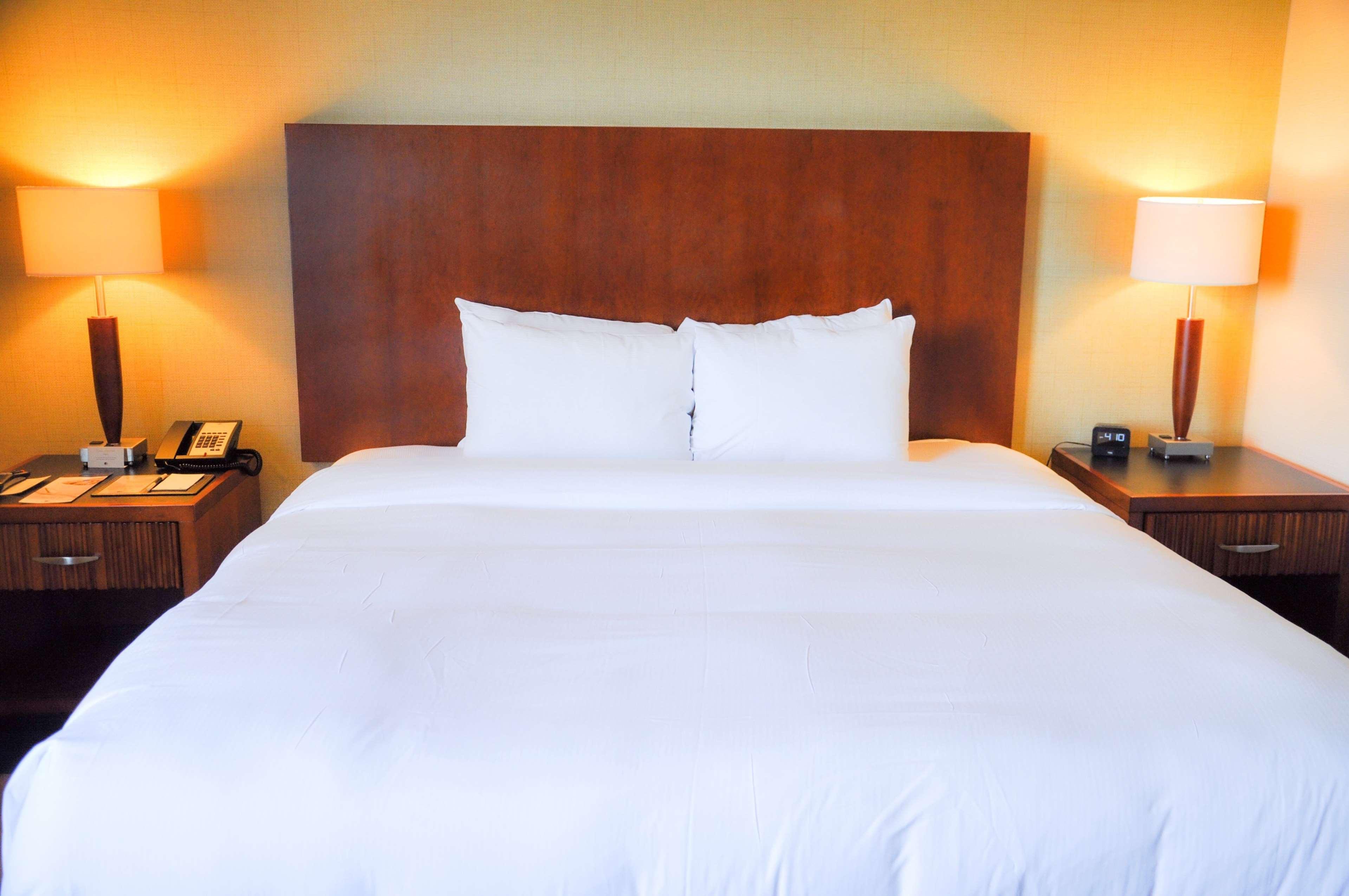 Doubletree Boston North Shore דנברס מראה חיצוני תמונה