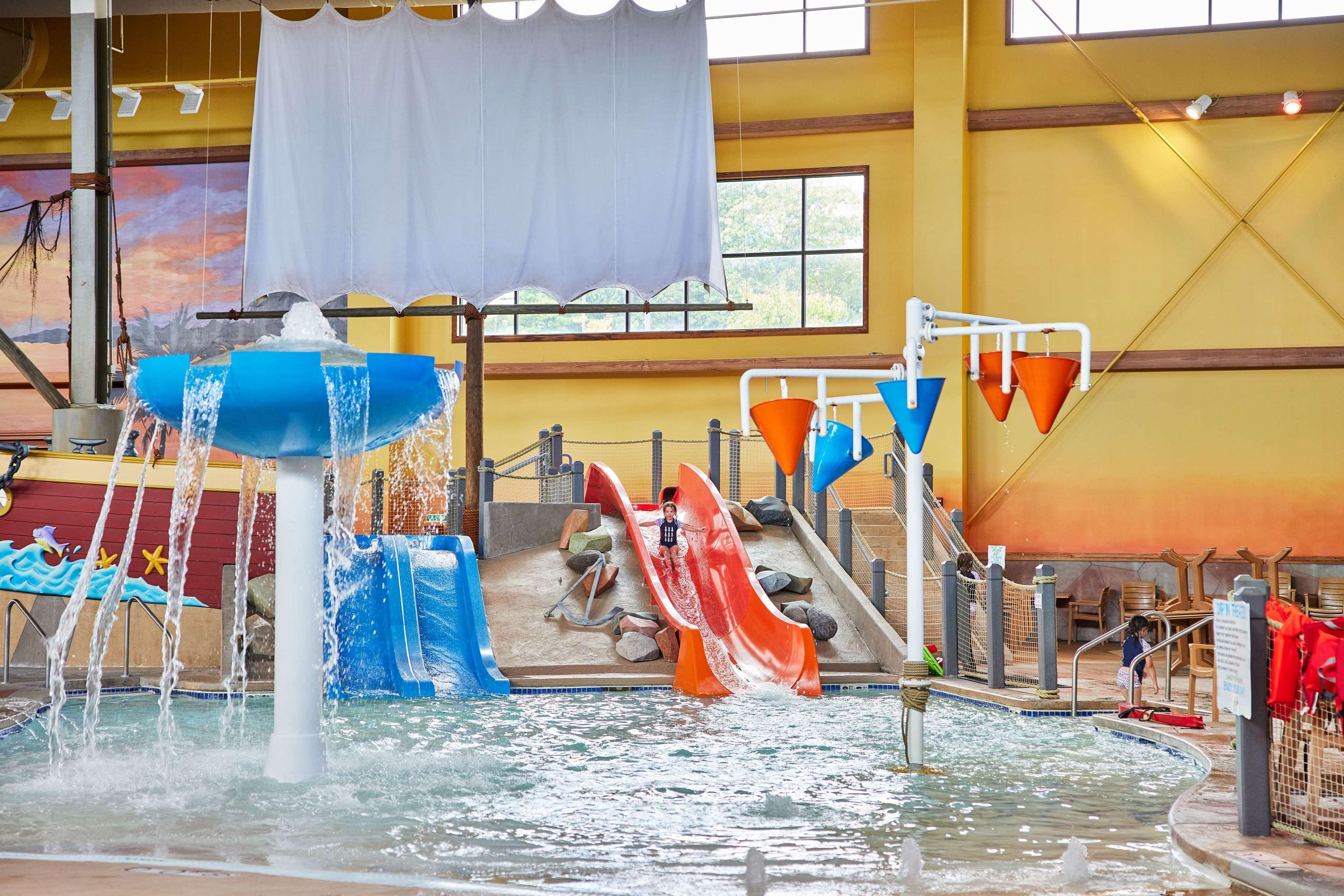 Doubletree Boston North Shore דנברס מראה חיצוני תמונה