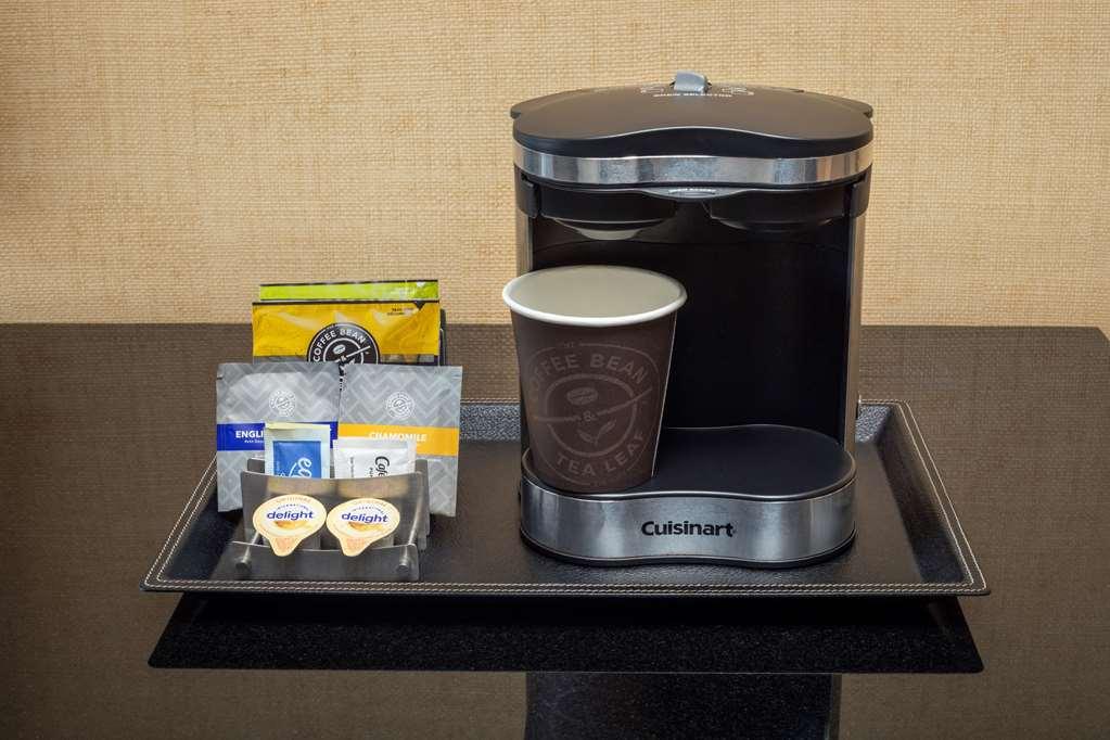 Doubletree Boston North Shore דנברס חדר תמונה