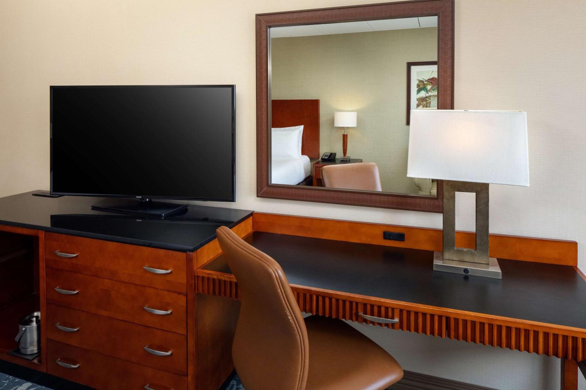Doubletree Boston North Shore דנברס מראה חיצוני תמונה