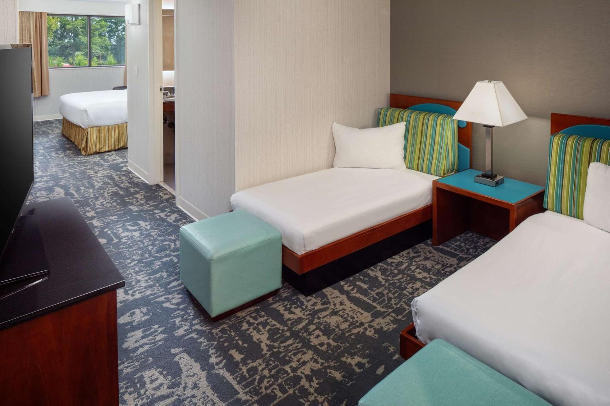 Doubletree Boston North Shore דנברס מראה חיצוני תמונה