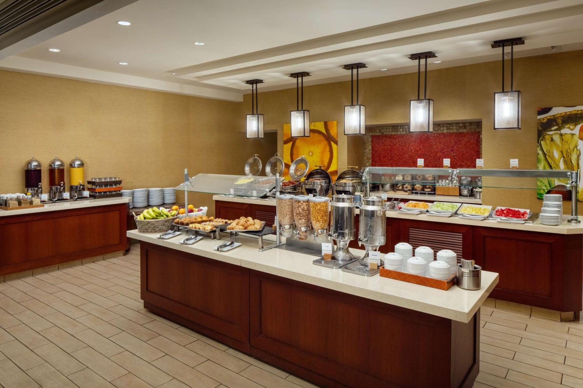 Doubletree Boston North Shore דנברס מראה חיצוני תמונה