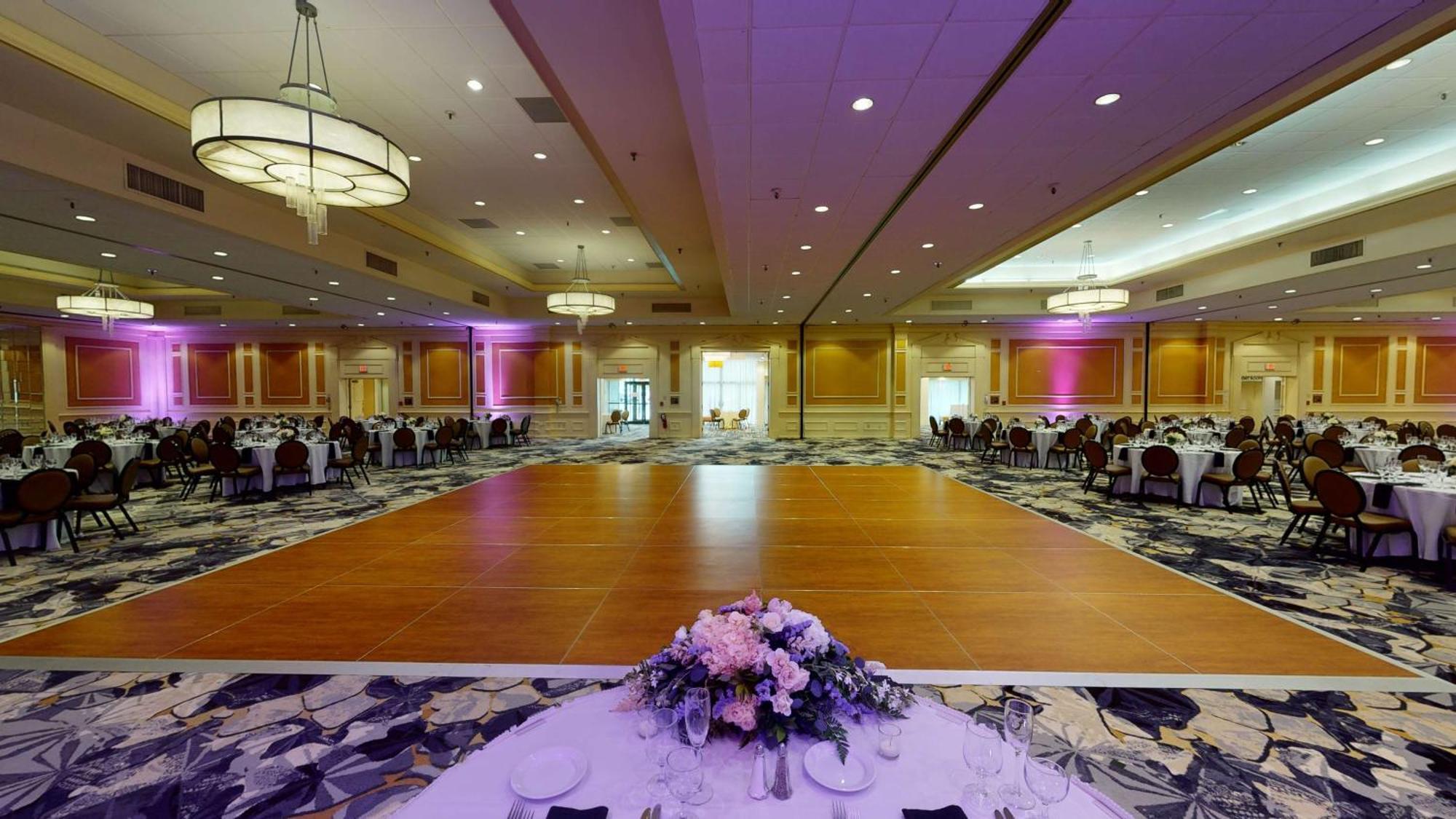 Doubletree Boston North Shore דנברס מראה חיצוני תמונה